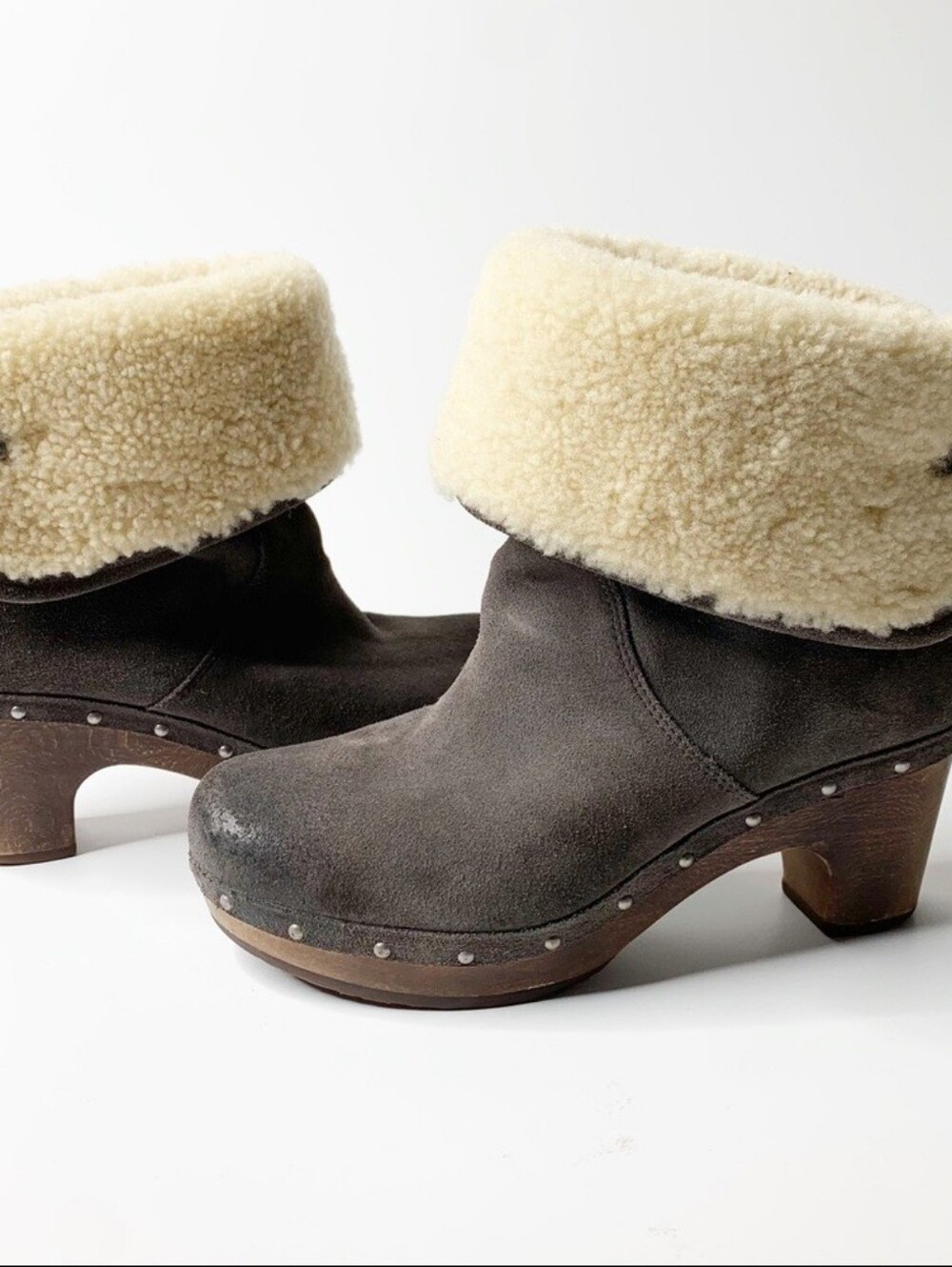 $225 UGG Lynnea Shearling Lined Studded Fold Over Boots
